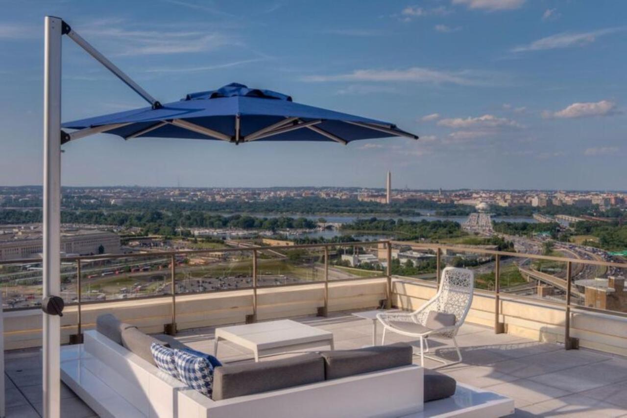 Global Luxury Suites Near Pentagon City Arlington Exterior photo