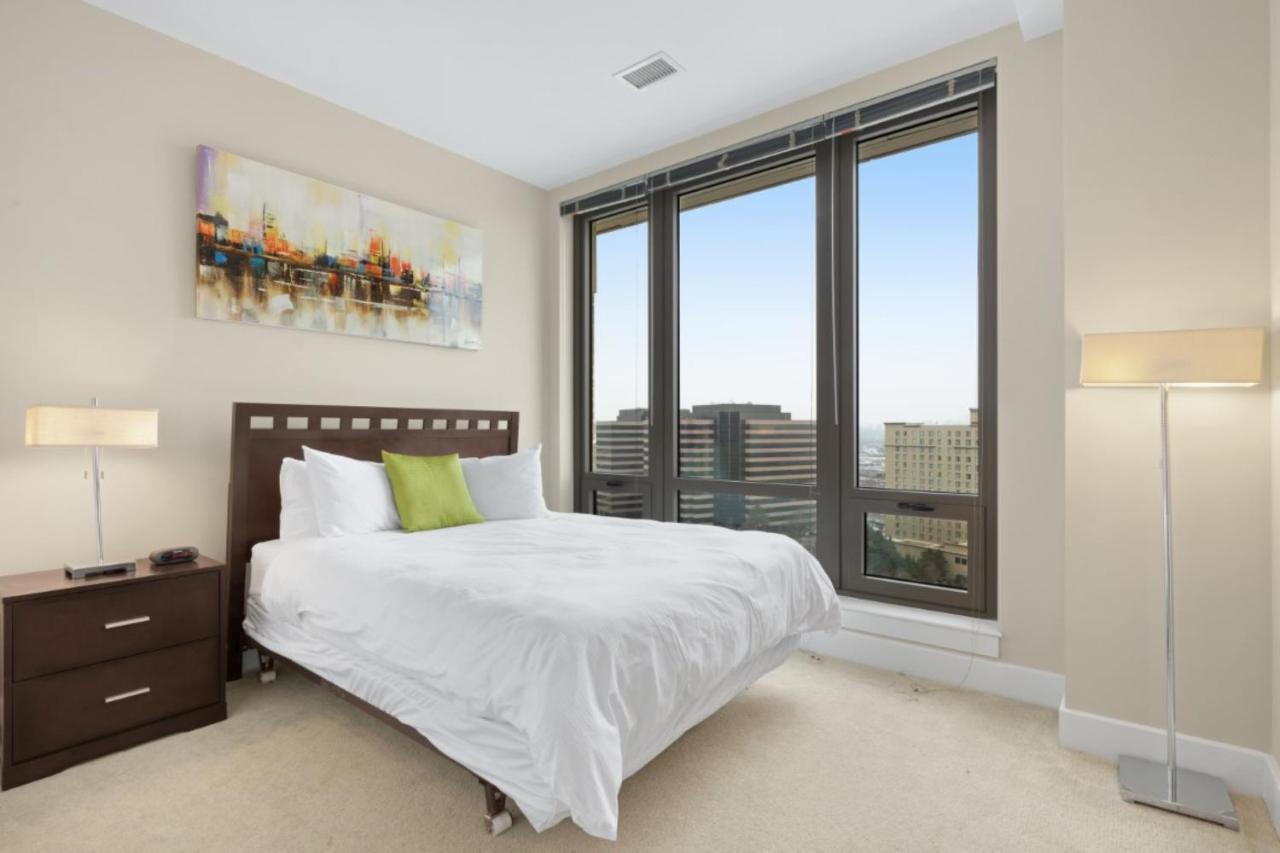 Global Luxury Suites Near Pentagon City Arlington Room photo